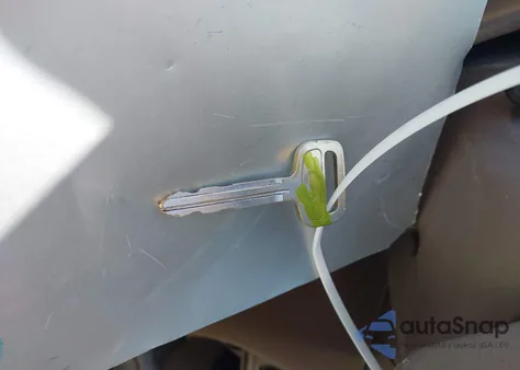 1999 Toyota Camry Le from USA, damaged, VIN JT2BG22K9X0270572